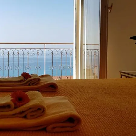Apartment Attico 14