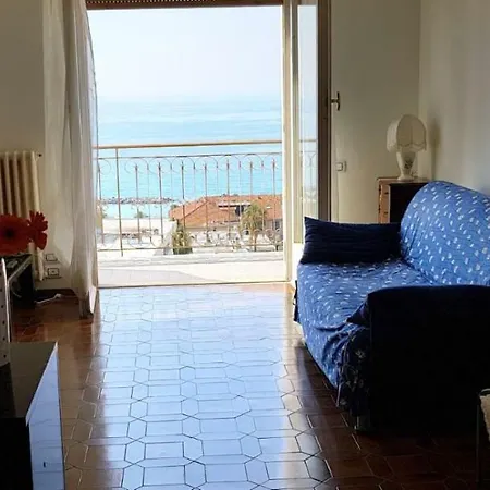 Apartment Attico 14
